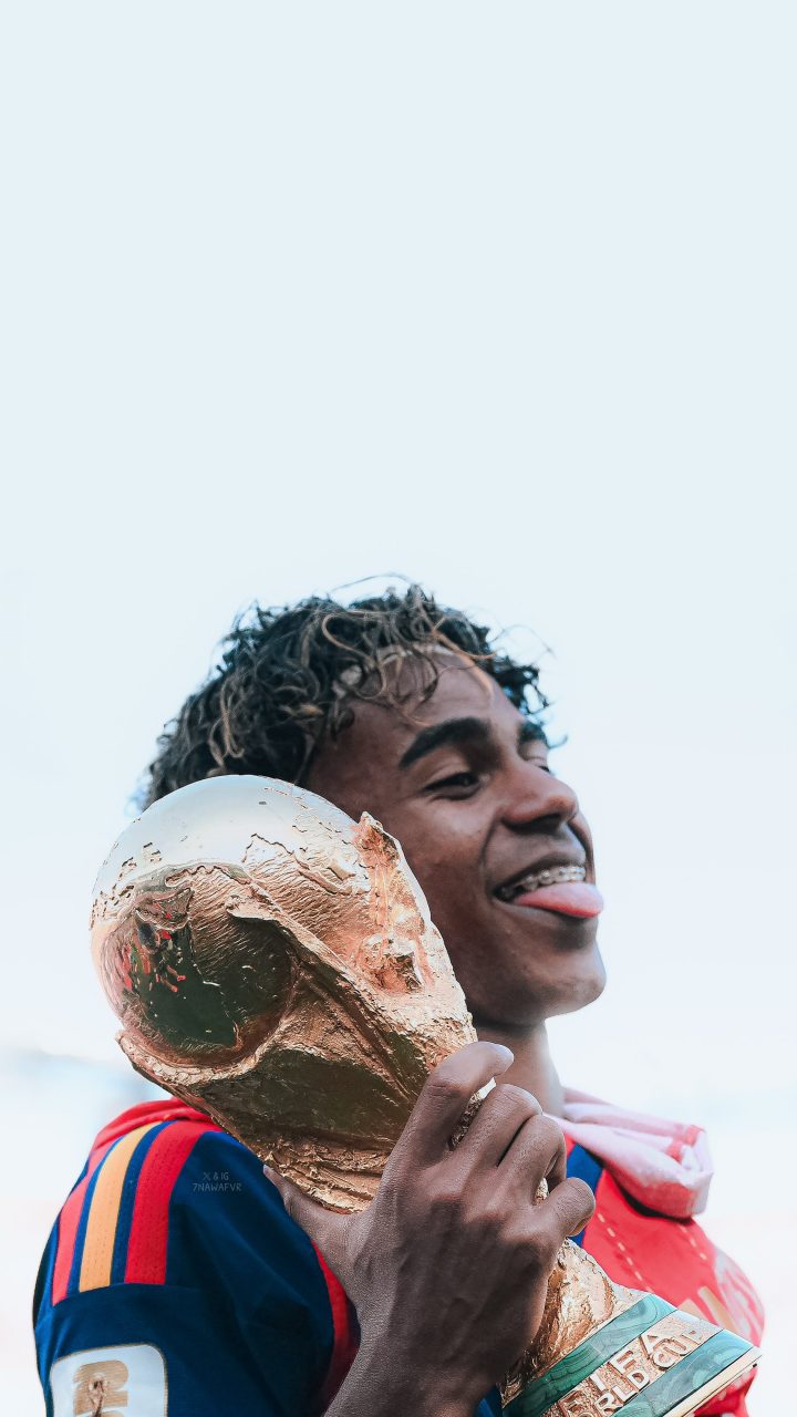 Golden Trophy Smile